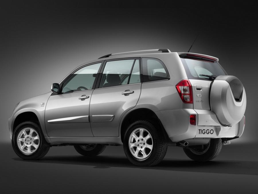  Chery Tiggo (T11) 2010 года  (фото 32 из 40)